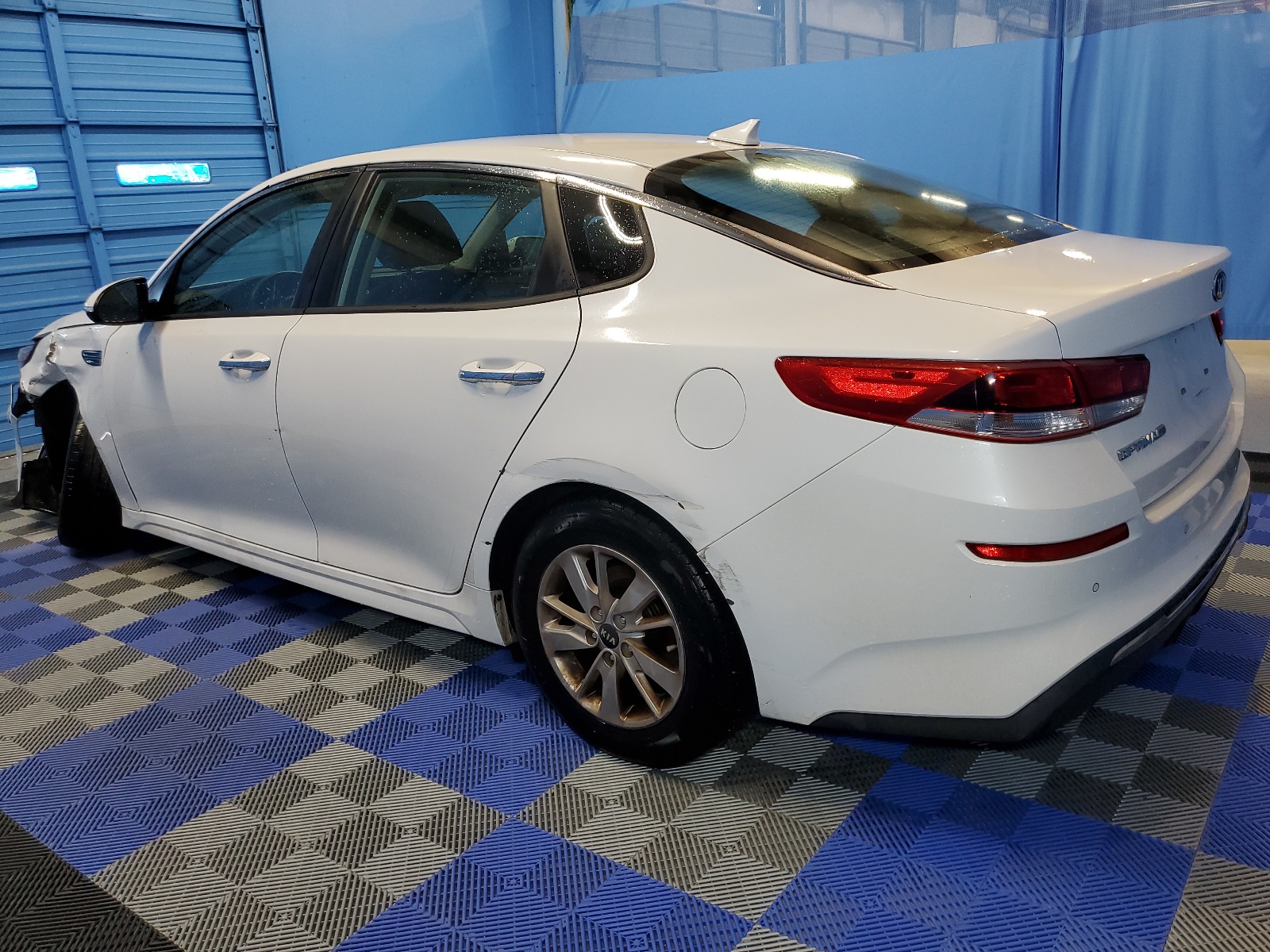 5XXGT4L38KG277449 2019 Kia Optima Lx