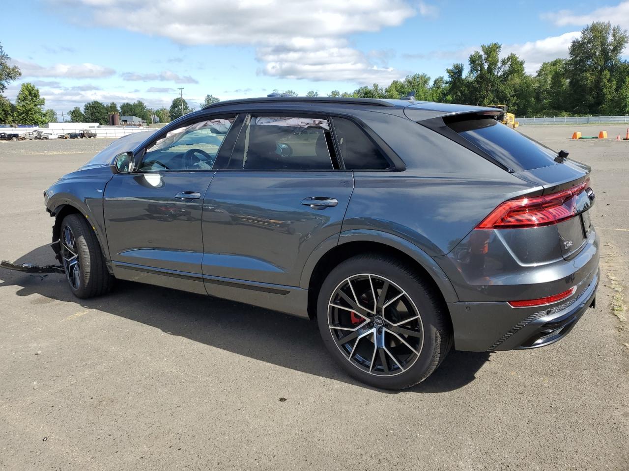 WA1EVAF11MD006881 2021 AUDI Q8 - Image 2