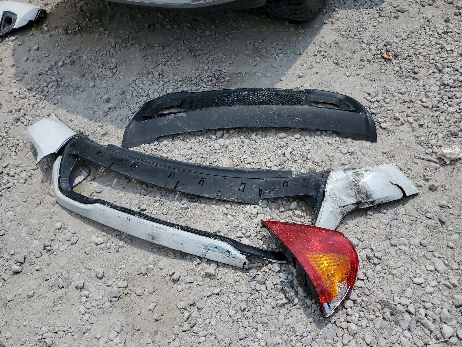 1C4RJEAG5FC629595 2015 Jeep Grand Cherokee Laredo