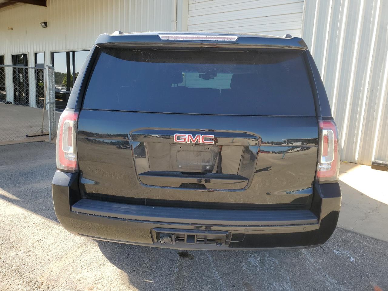 1GKS1BKJXKR240652 2019 GMC Yukon Slt