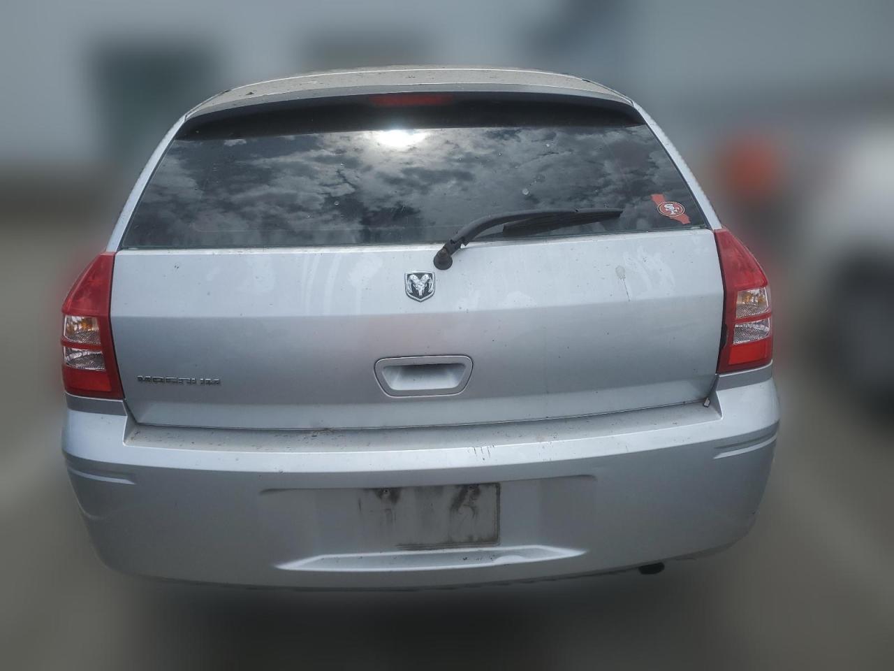 2005 Dodge Magnum Se VIN: 2D4FV48TX5H669688 Lot: 60769664