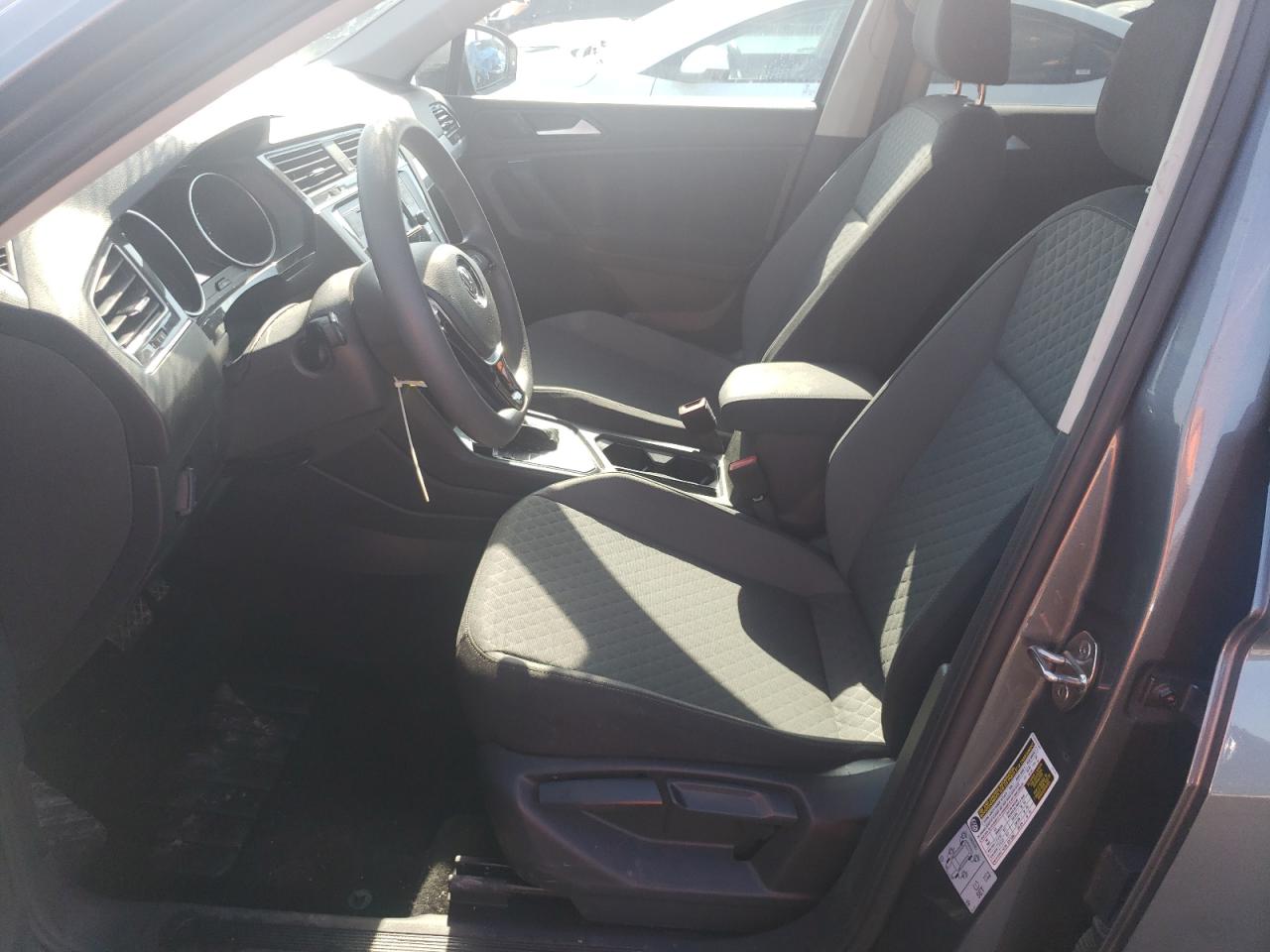 2019 Volkswagen Tiguan S VIN: 3VV1B7AX4KM182080 Lot: 59820034