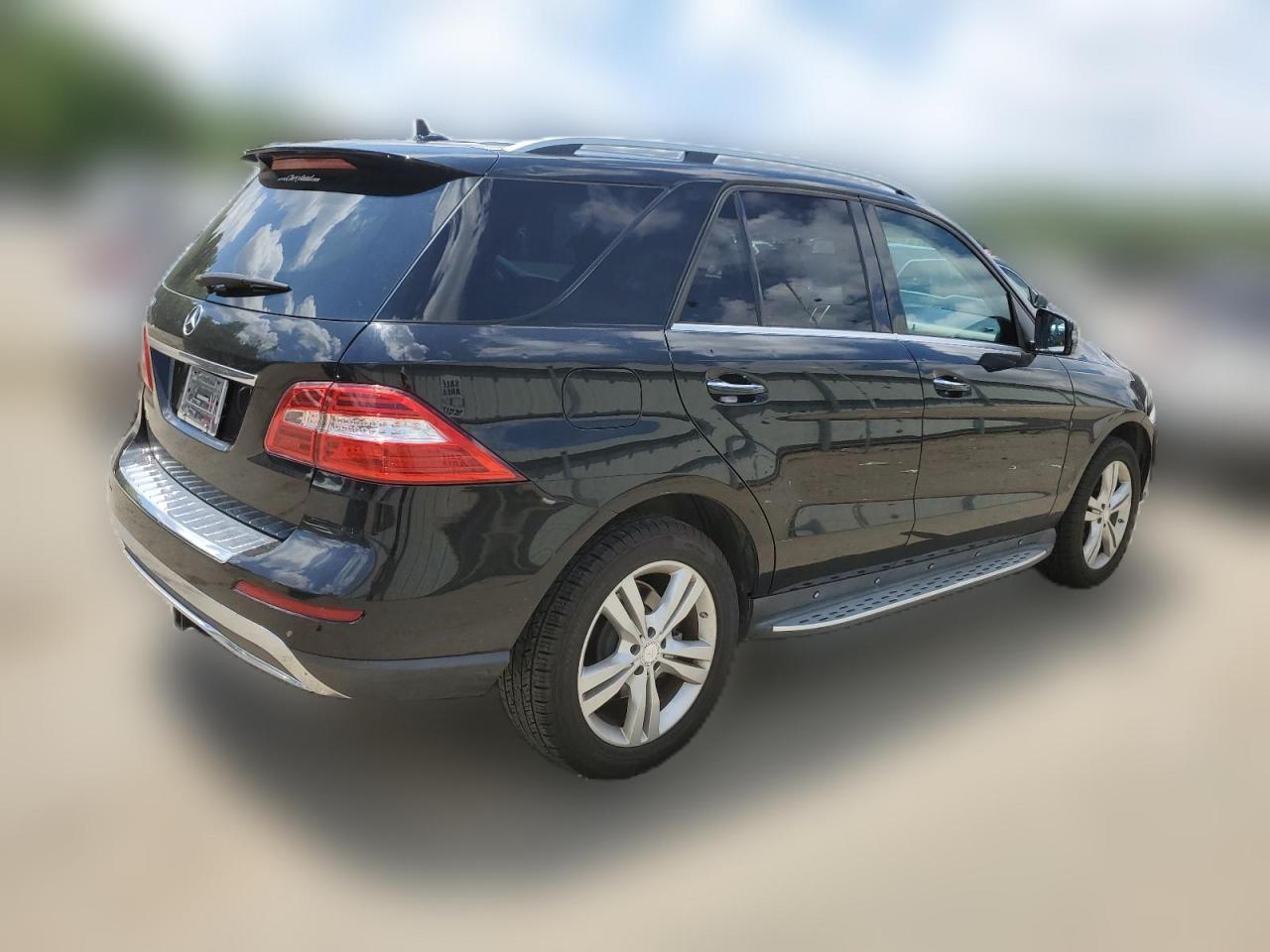 2014 Mercedes-Benz Ml 350 VIN: 4JGDA5JB4EA411040 Lot: 61058684