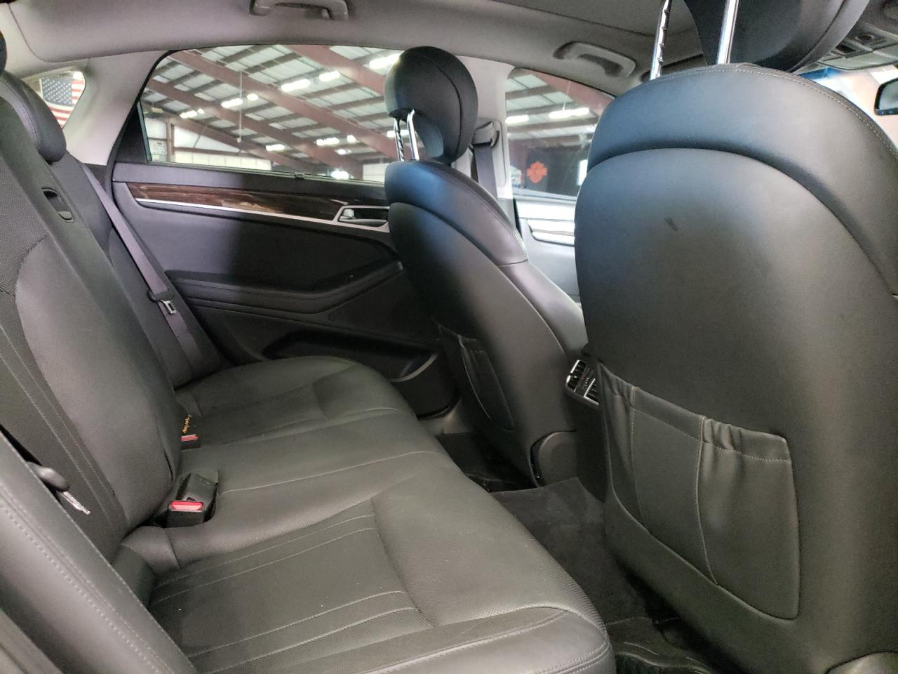 2015 Hyundai Genesis 3.8L VIN: KMHGN4JE6FU072657 Lot: 58507194