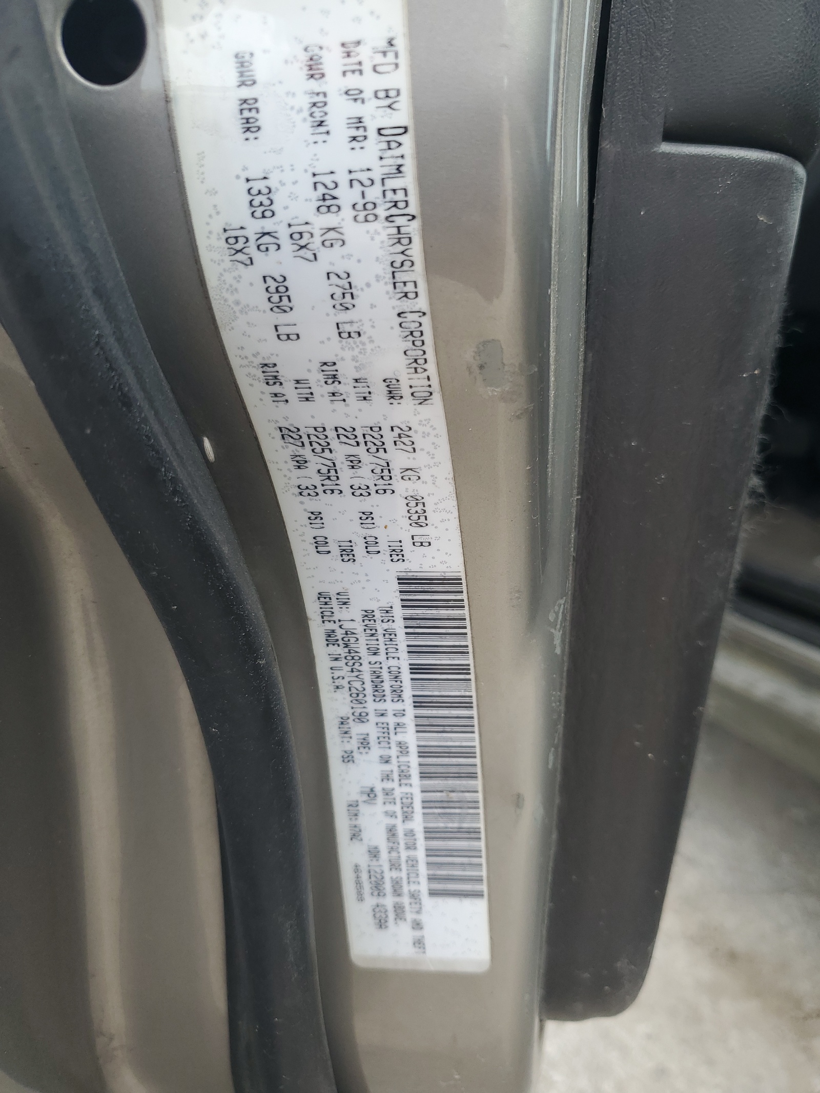 1J4GW48S4YC260190 2000 Jeep Grand Cherokee Laredo