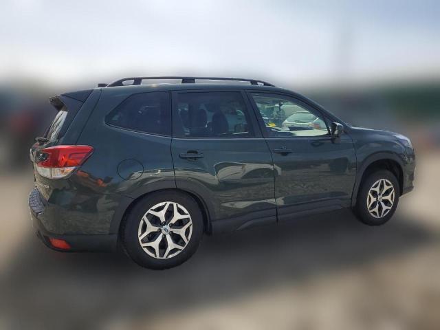  SUBARU FORESTER 2024 Зелений