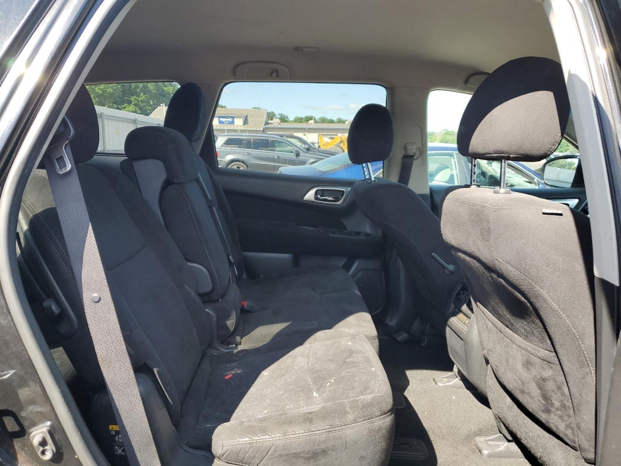 2015 Nissan Pathfinder S VIN: 5N1AR2MM2FC687360 Lot: 60195124