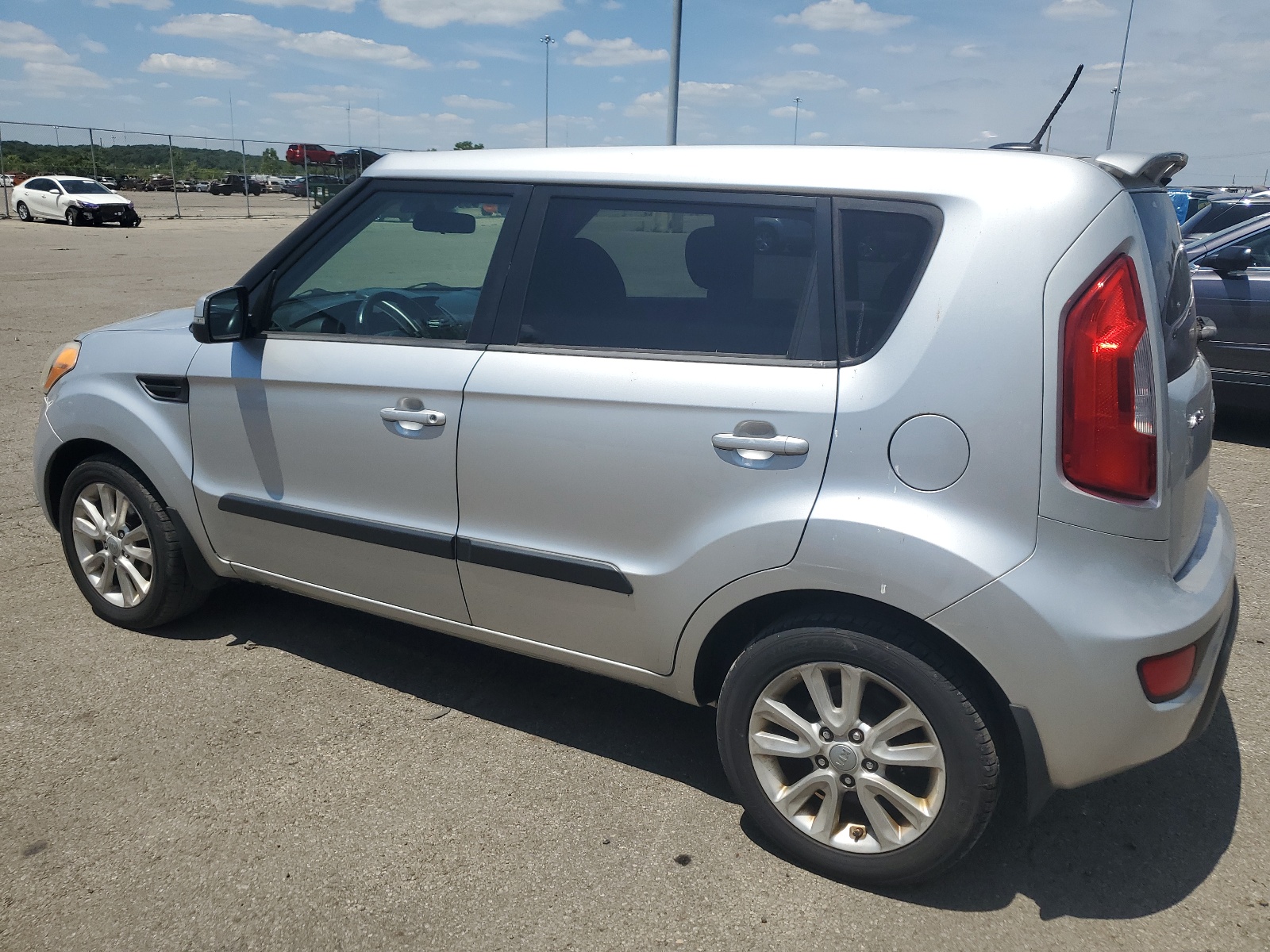 2012 Kia Soul + vin: KNDJT2A62C7448892