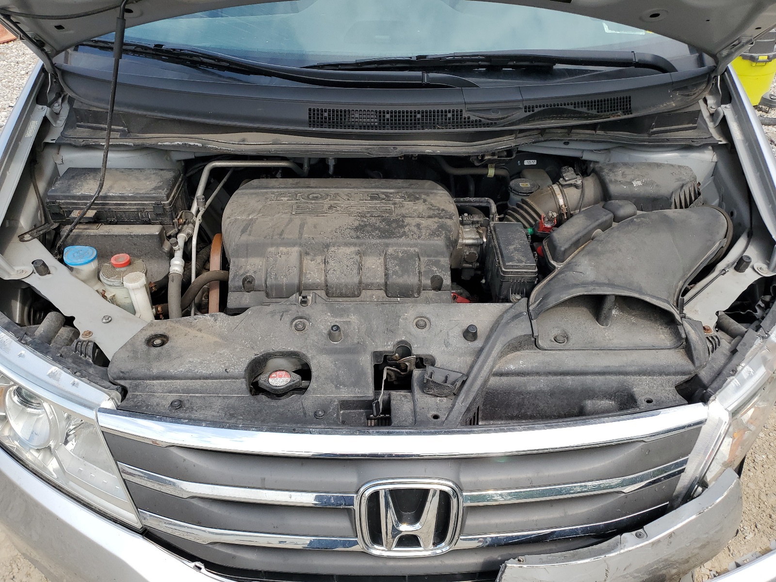 5FNRL5H24BB034318 2011 Honda Odyssey Lx