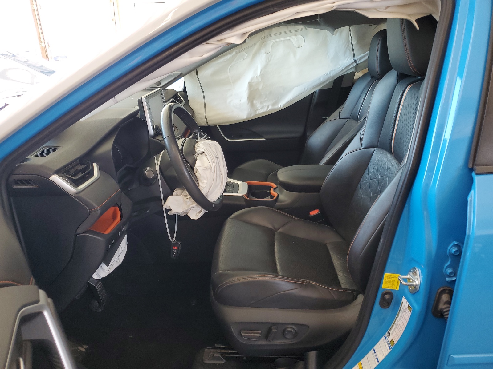 2T3J1RFV7KW021905 2019 Toyota Rav4 Adventure