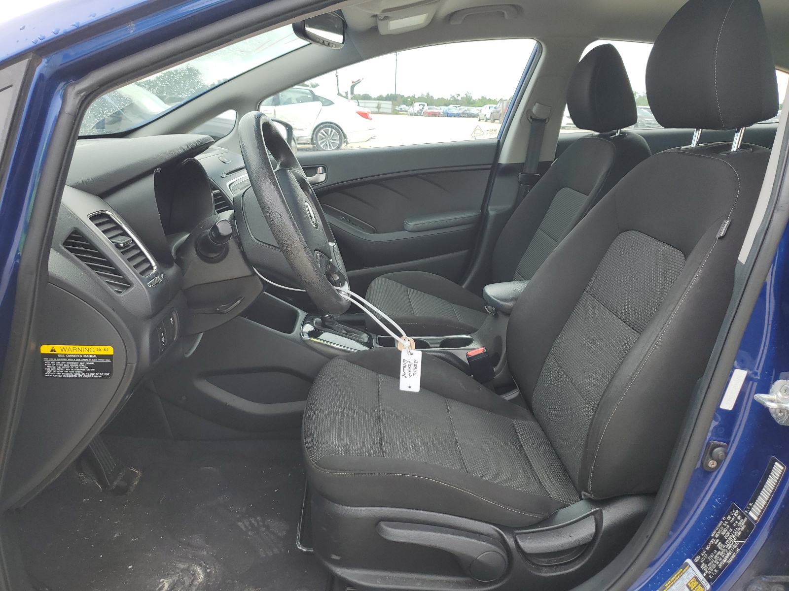 3KPFK4A77JE174812 2018 Kia Forte Lx