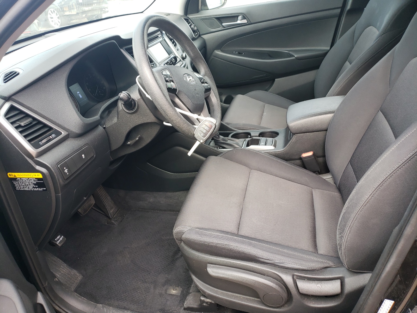 KM8J23A40HU328505 2017 Hyundai Tucson Se