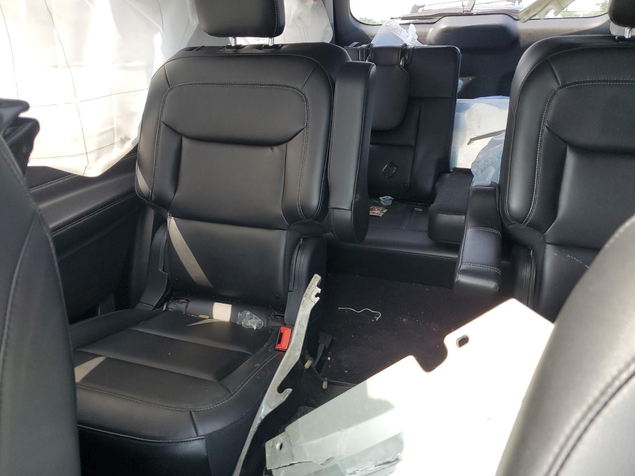 2022 Ford Explorer Xlt VIN: 1FMSK8DH1NGA64379 Lot: 59305814