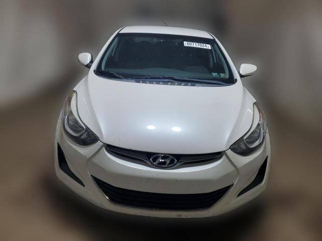  HYUNDAI ELANTRA 2015 Білий