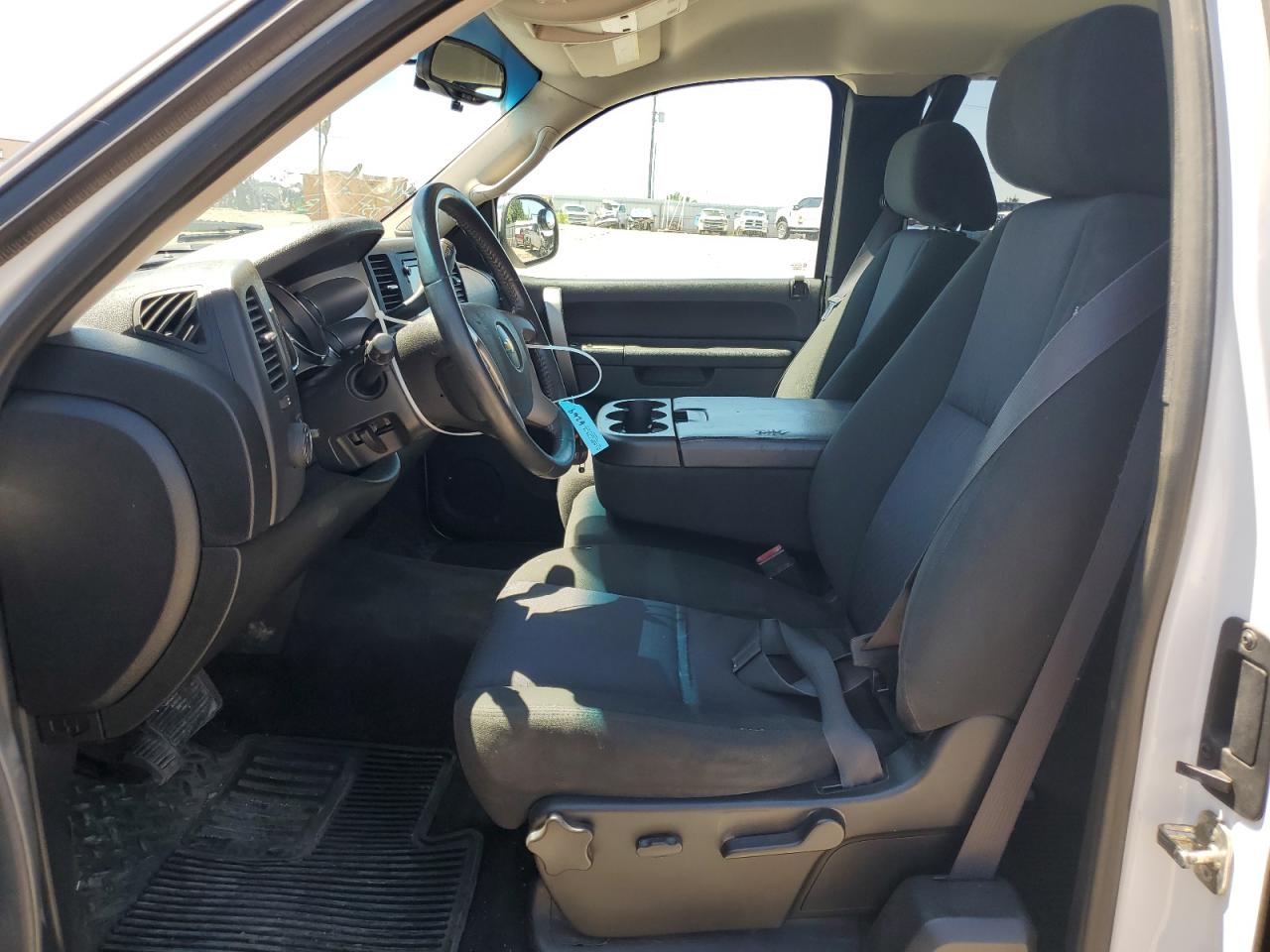 2011 Chevrolet Silverado C1500 Lt VIN: 1GCRCSE03BZ423317 Lot: 57494354