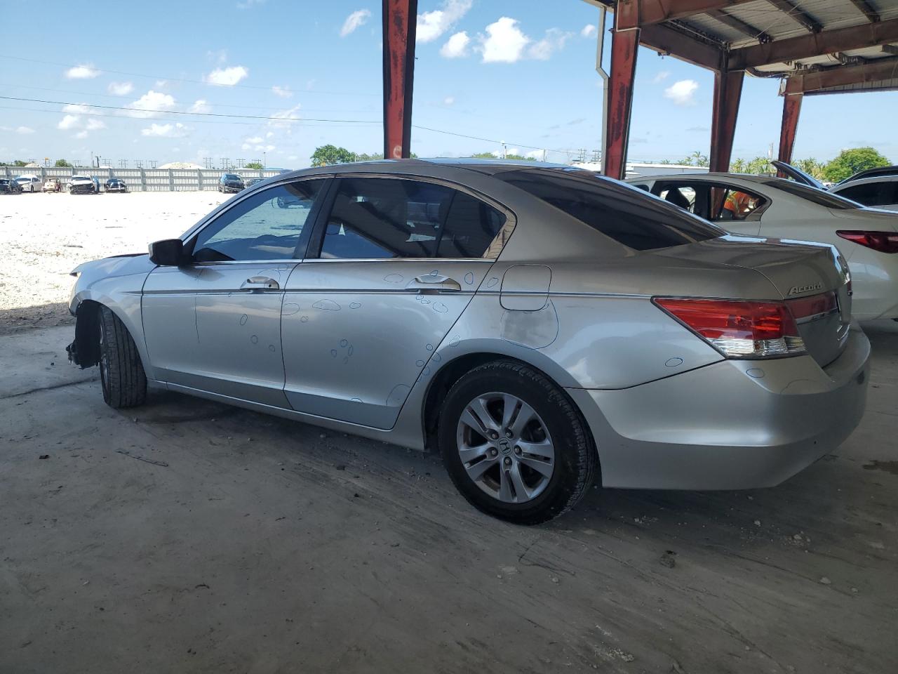 1HGCP2F67CA112519 2012 Honda Accord Se