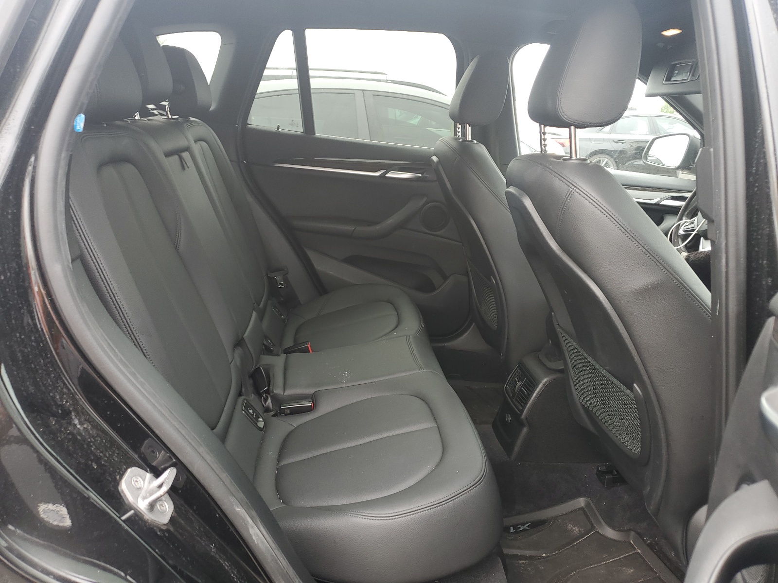 WBXHU7C33J5H42893 2018 BMW X1 Sdrive28I