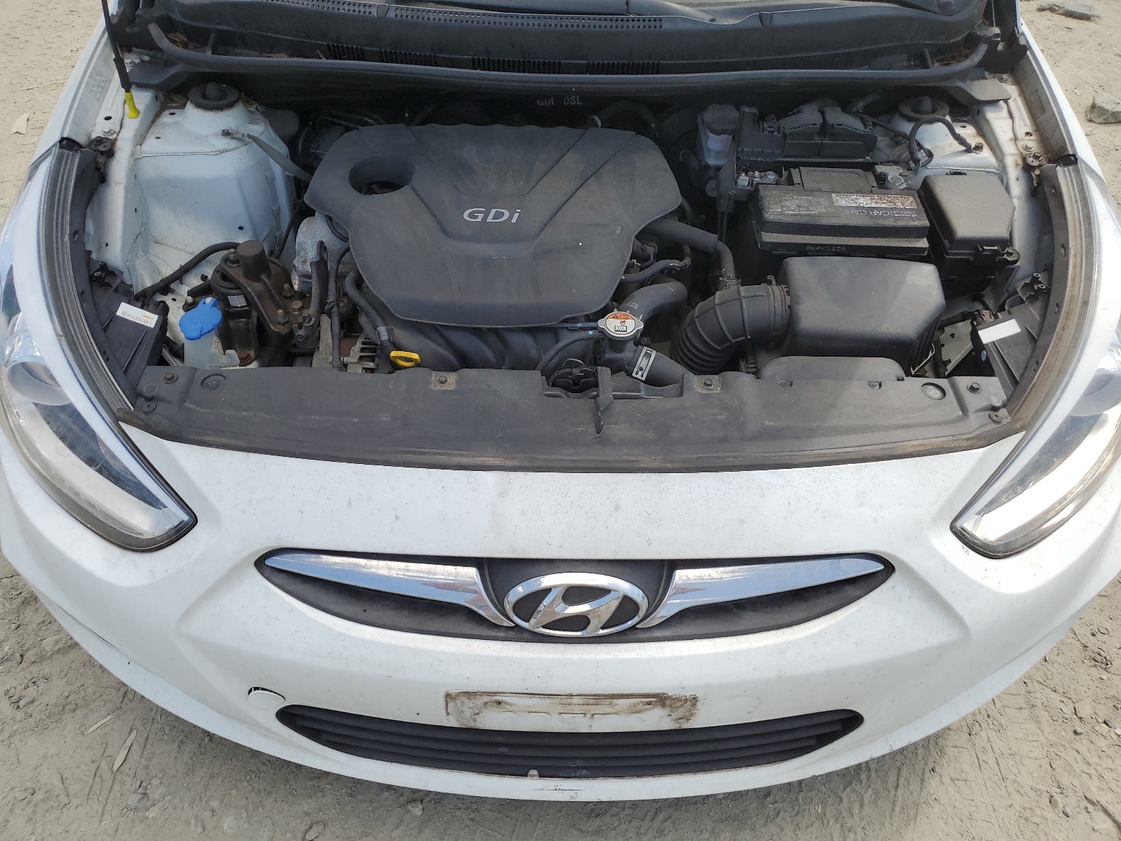 KMHCU4AE9EU768655 2014 Hyundai Accent Gls