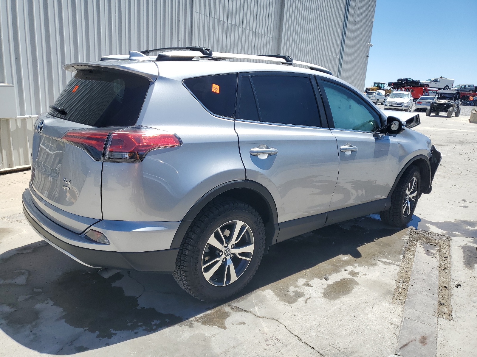 2016 Toyota Rav4 Xle vin: 2T3RFREV2GW468185