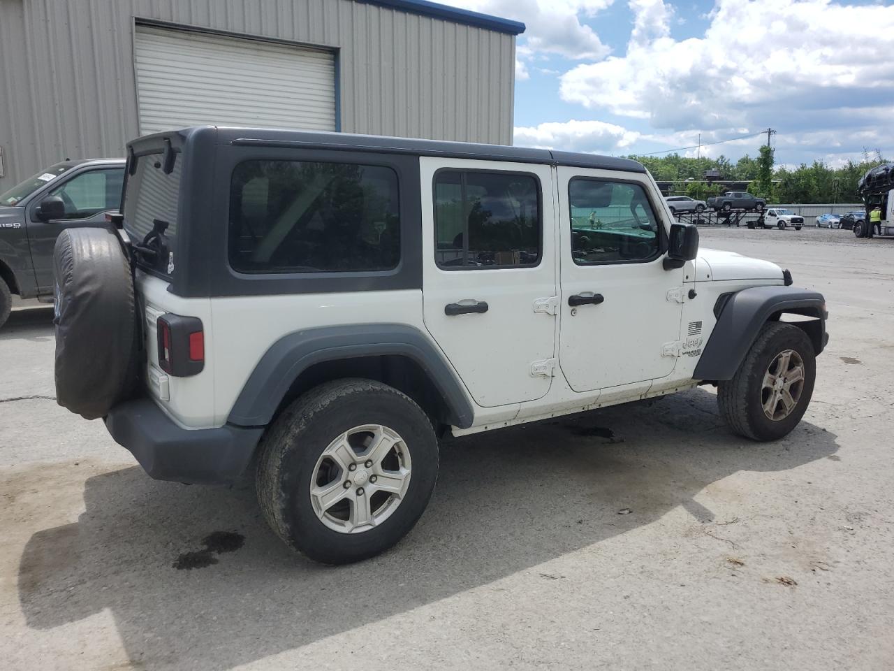 2018 Jeep Wrangler - Image 3