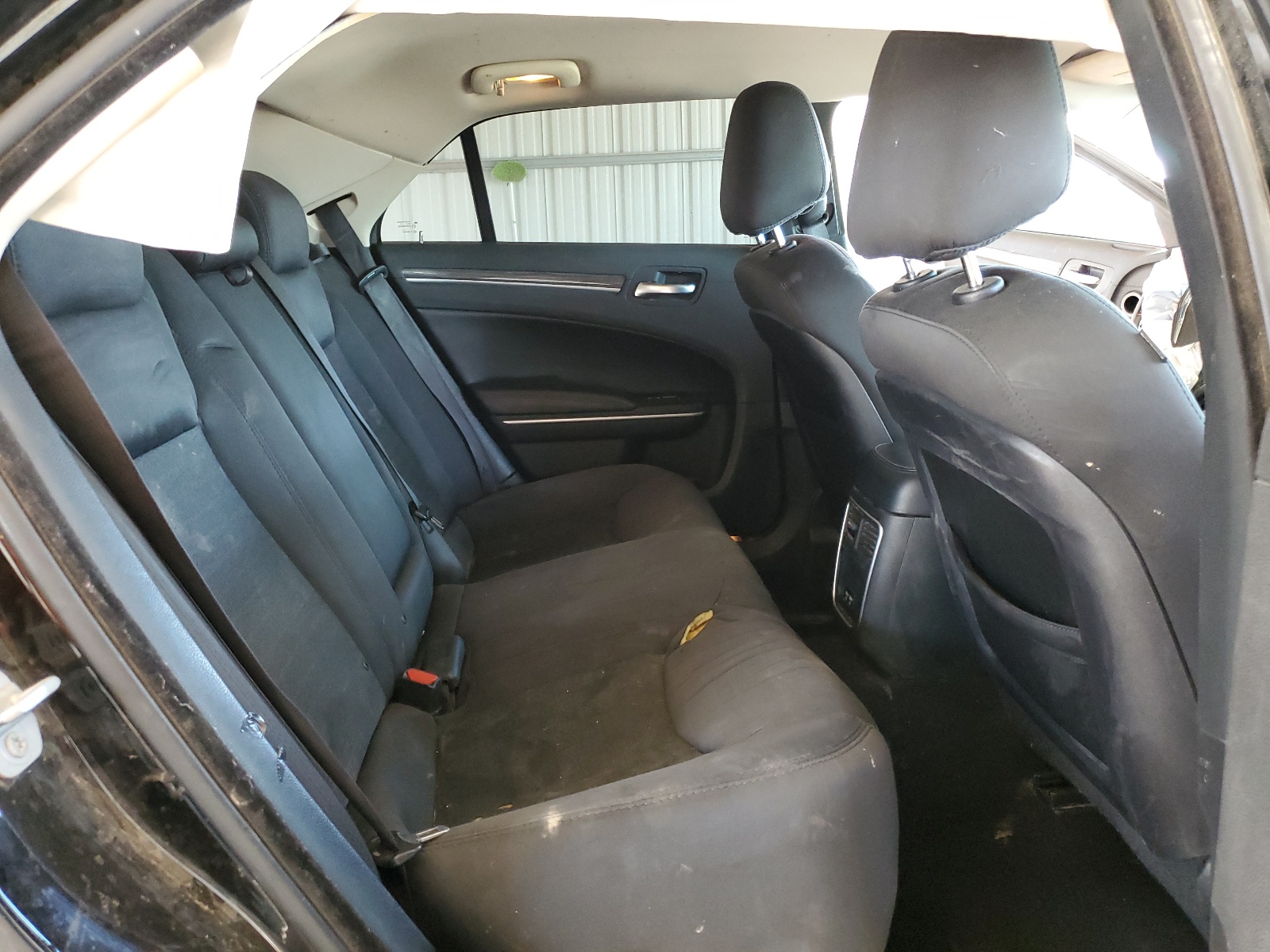 2C3CCAAGXKH610142 2019 Chrysler 300 Touring