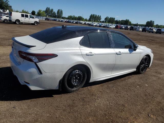  TOYOTA CAMRY 2023 Белый