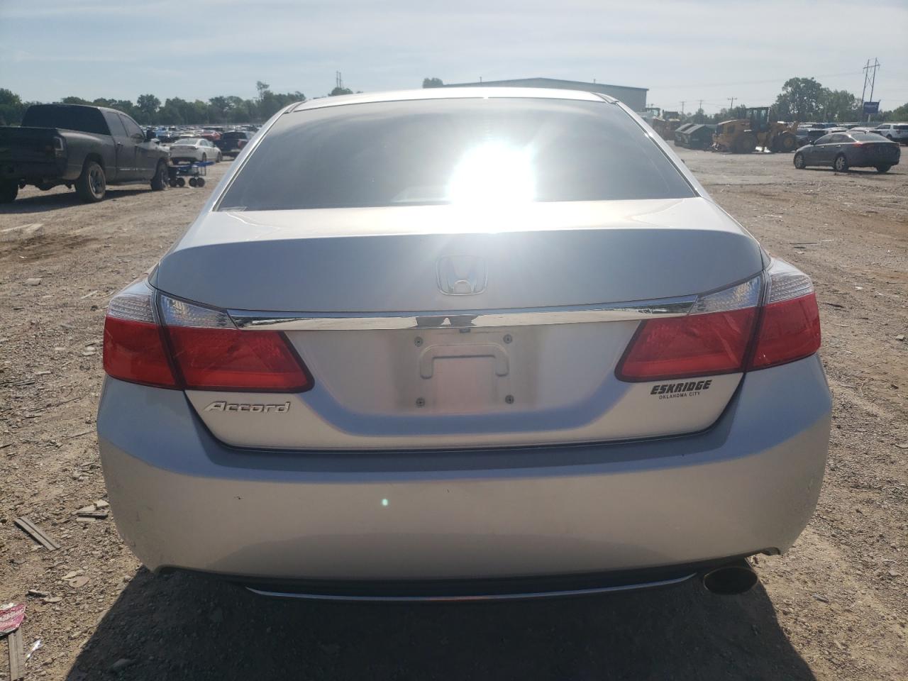 1HGCR2F36FA036991 2015 Honda Accord Lx