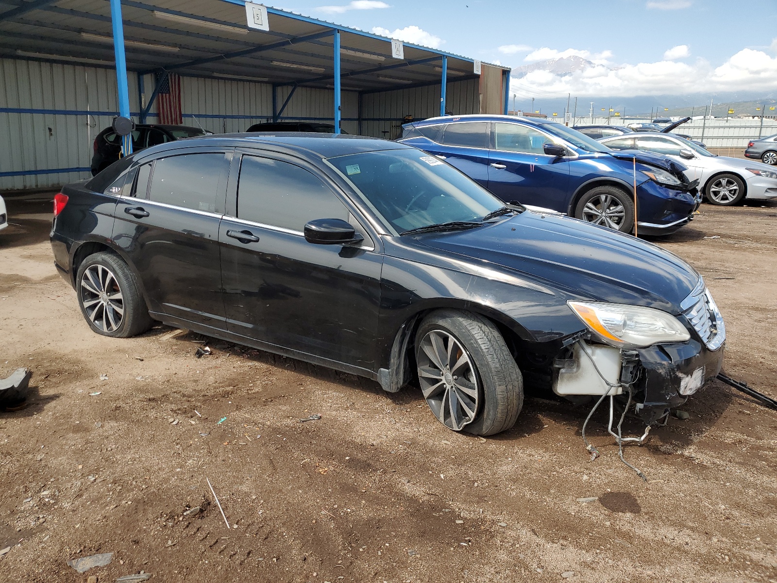 2014 Chrysler 200 Limited vin: 1C3CCBCG6EN103365