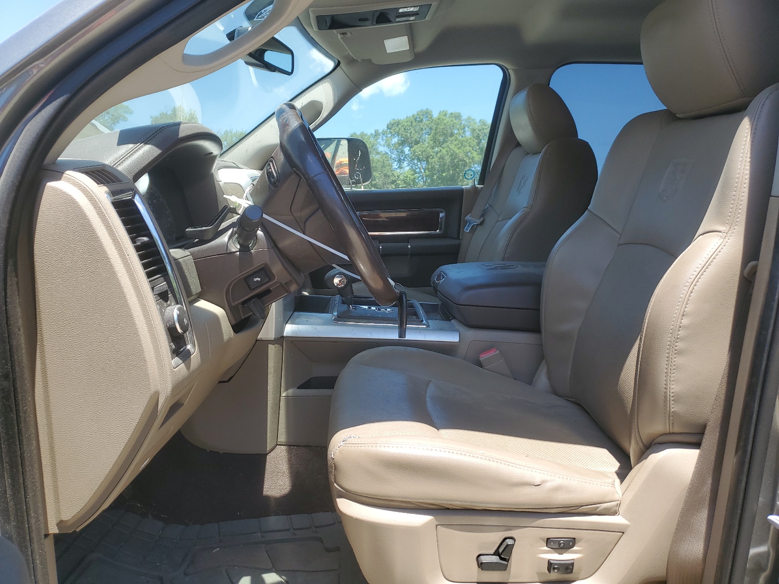 1D7RV1CT2AS152703 2010 Dodge Ram 1500