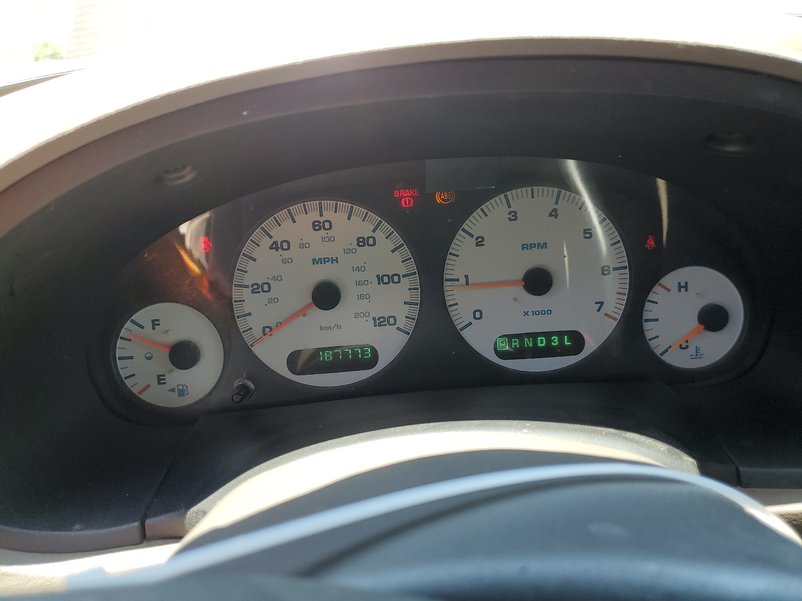 2B4GP44342R705394 2002 Dodge Grand Caravan Sport