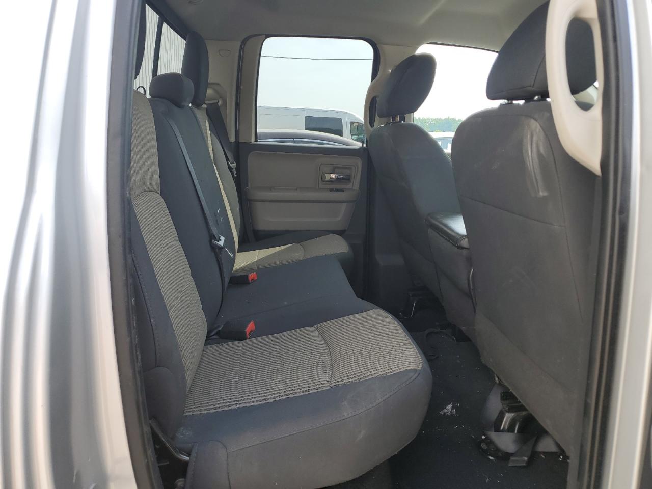 2011 Dodge Ram 1500 VIN: 1D7RV1GP4BS698174 Lot: 60714834