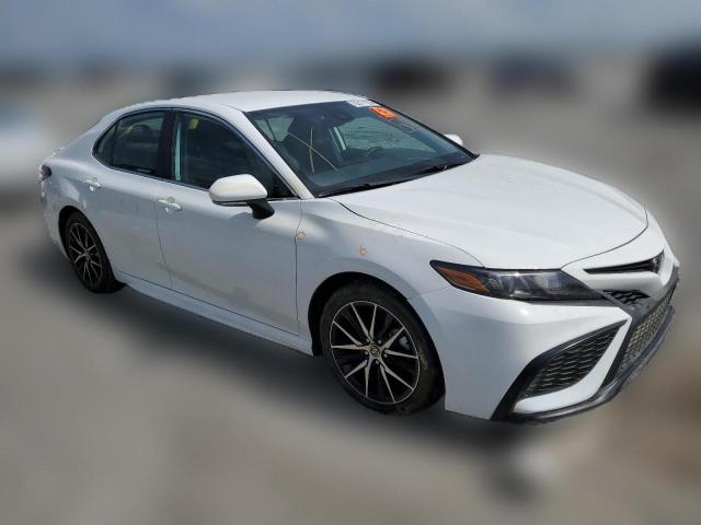  TOYOTA CAMRY 2023 Белый