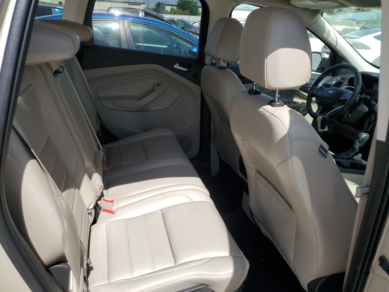 1FMCU0JD5HUC95034 2017 Ford Escape Titanium