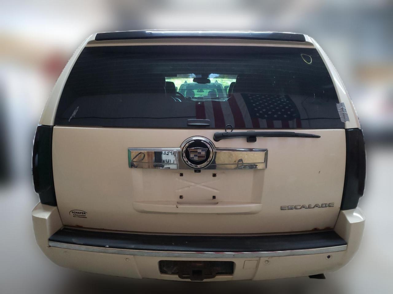 2007 Cadillac Escalade - Image 6