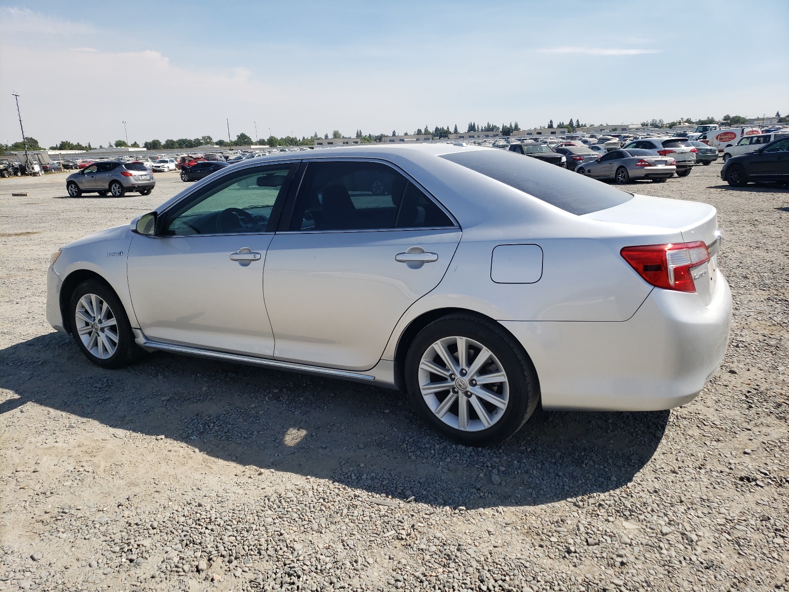 2014 Toyota Camry Hybrid vin: 4T1BD1FK2EU124343