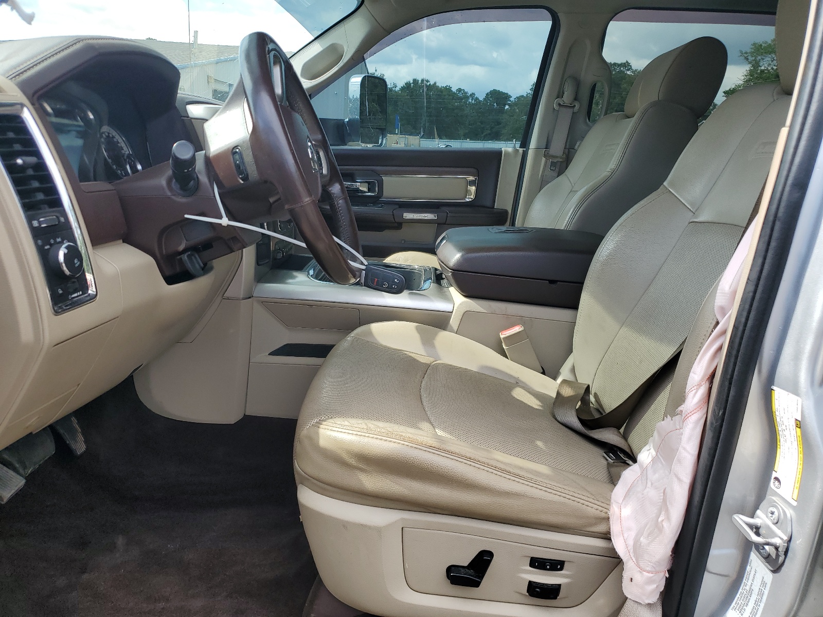 3C63RRJL4HG628030 2017 Ram 3500 Laramie