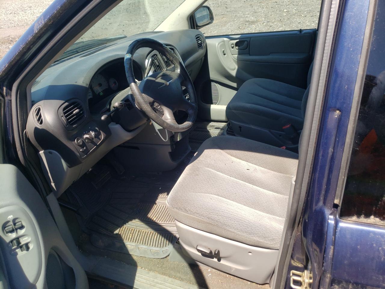 2005 Chrysler Town & Country Touring VIN: 2C4GP54L85R325178 Lot: 61269374