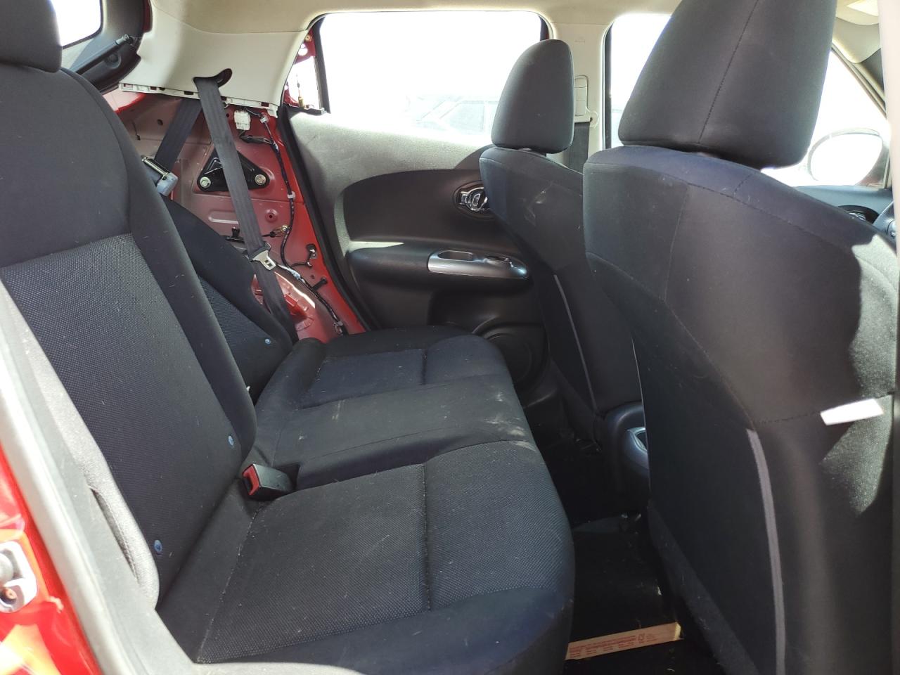 2014 Nissan Juke S VIN: JN8AF5MR4ET350105 Lot: 60062434