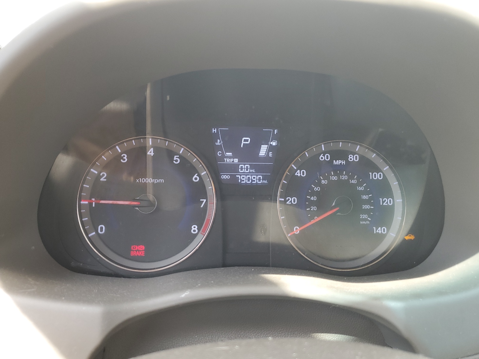 KMHCU4AE9EU768655 2014 Hyundai Accent Gls