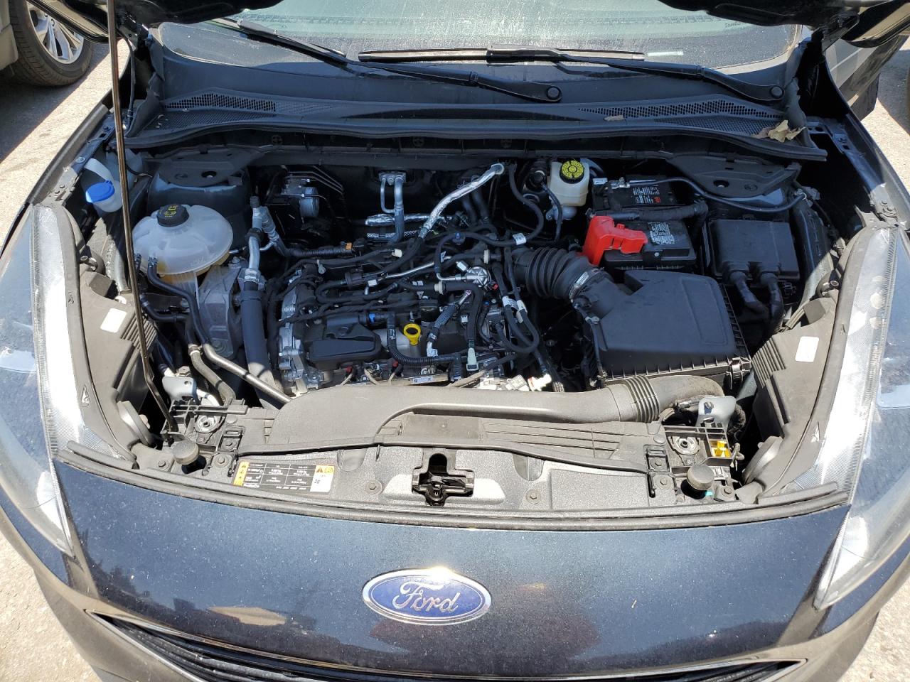 2022 Ford Escape - Image 12