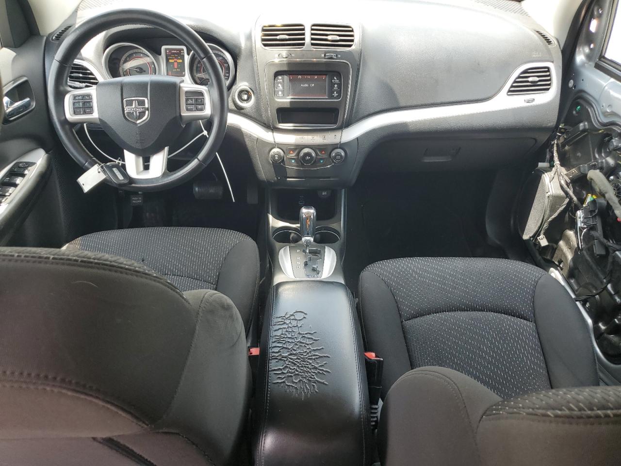 2017 Dodge Journey - Image 8