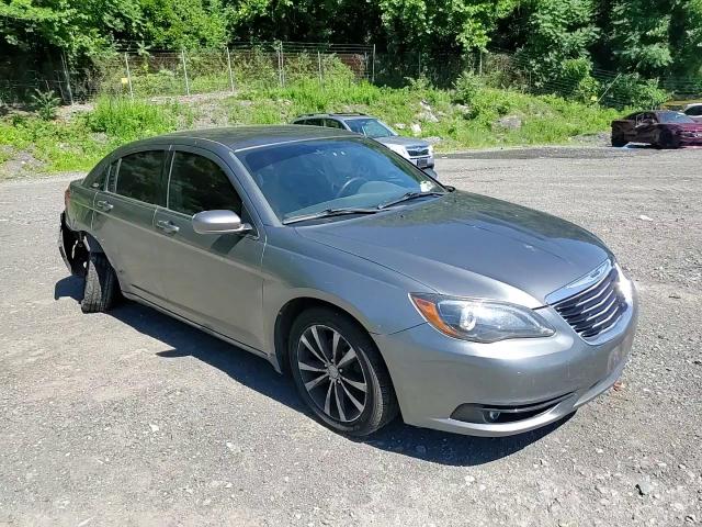 2013 Chrysler 200 Touring VIN: 1C3CCBBB9DN609714 Lot: 60918054