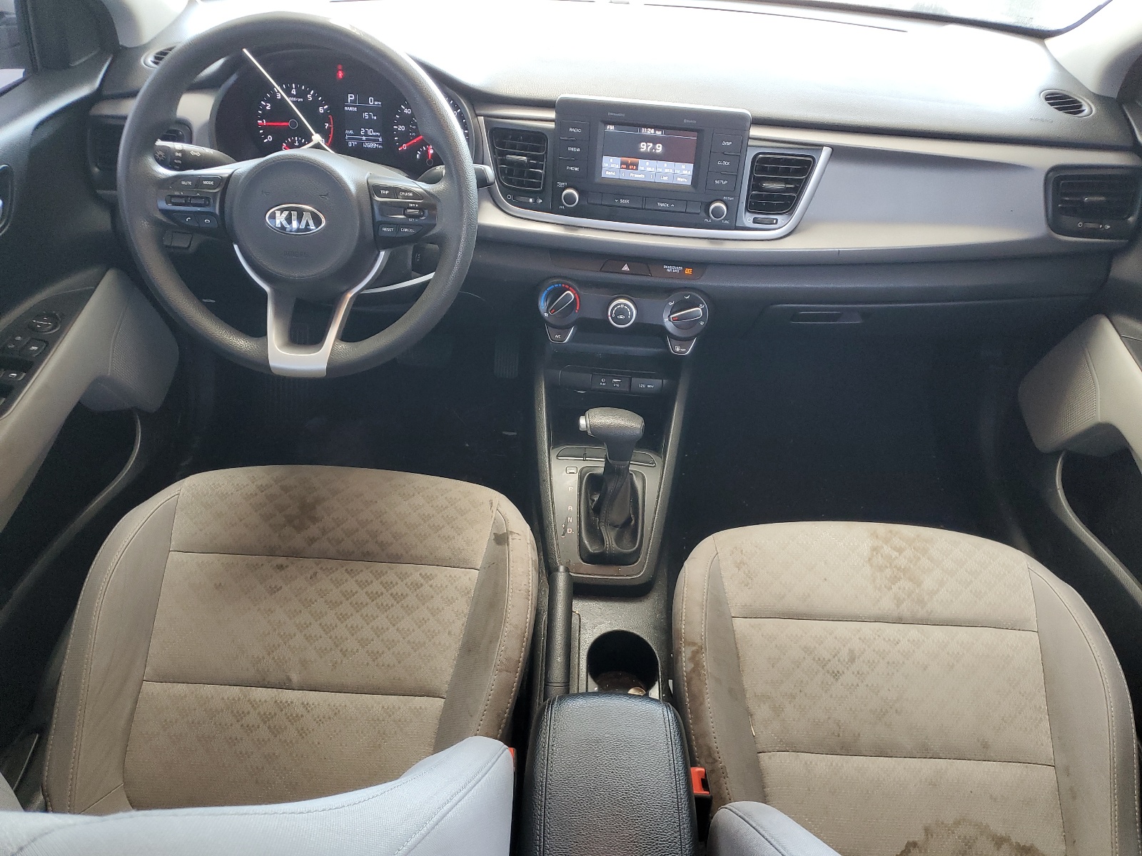 3KPA24AB5JE137546 2018 Kia Rio Lx