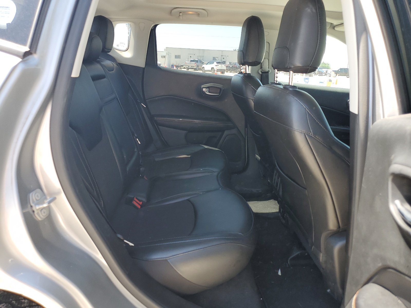 3C4NJCBBXLT117921 2020 Jeep Compass Latitude