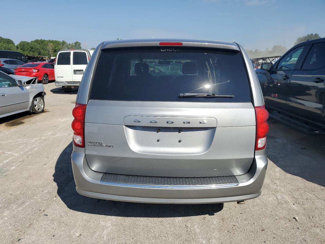 2C4RDGBG9HR667360 2017 Dodge Grand Caravan Se