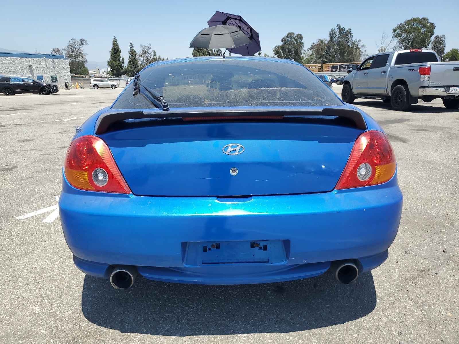 KMHHM65DX4U136457 2004 Hyundai Tiburon