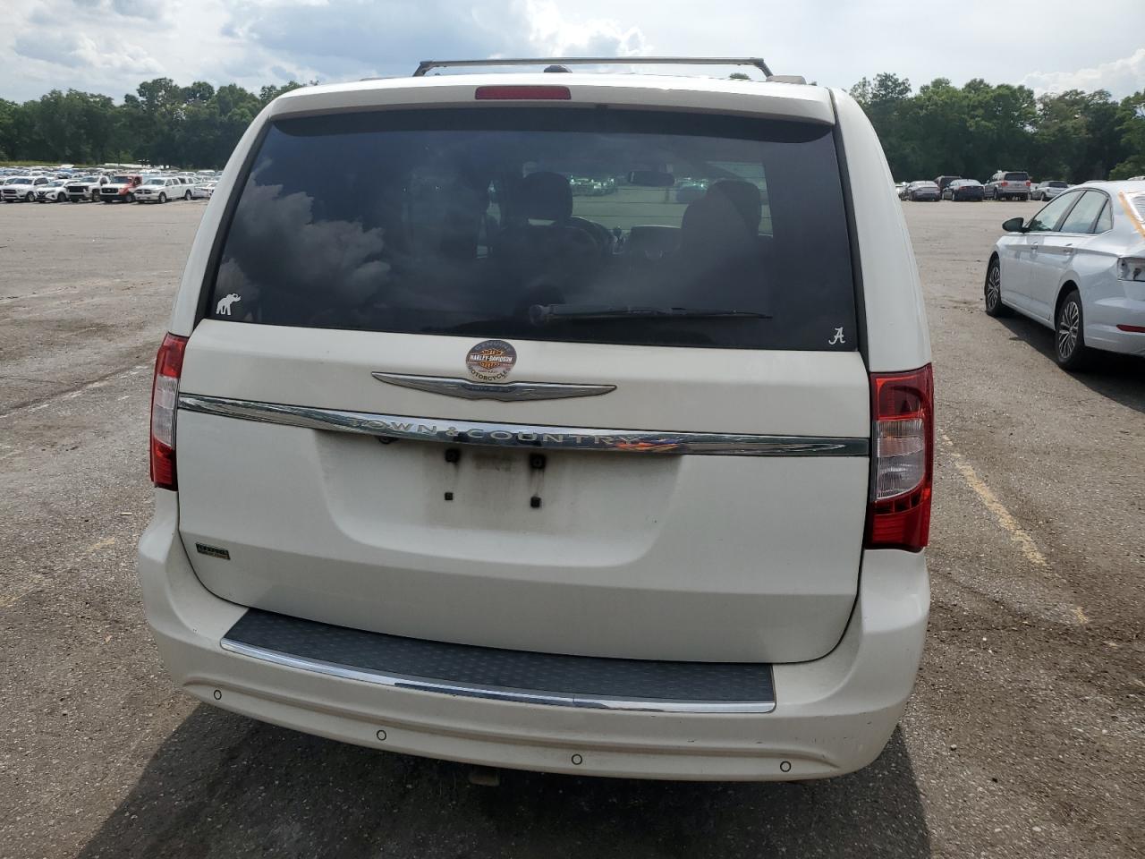 2011 Chrysler Town & Country Touring L VIN: 2A4RR8DG4BR775276 Lot: 59370874