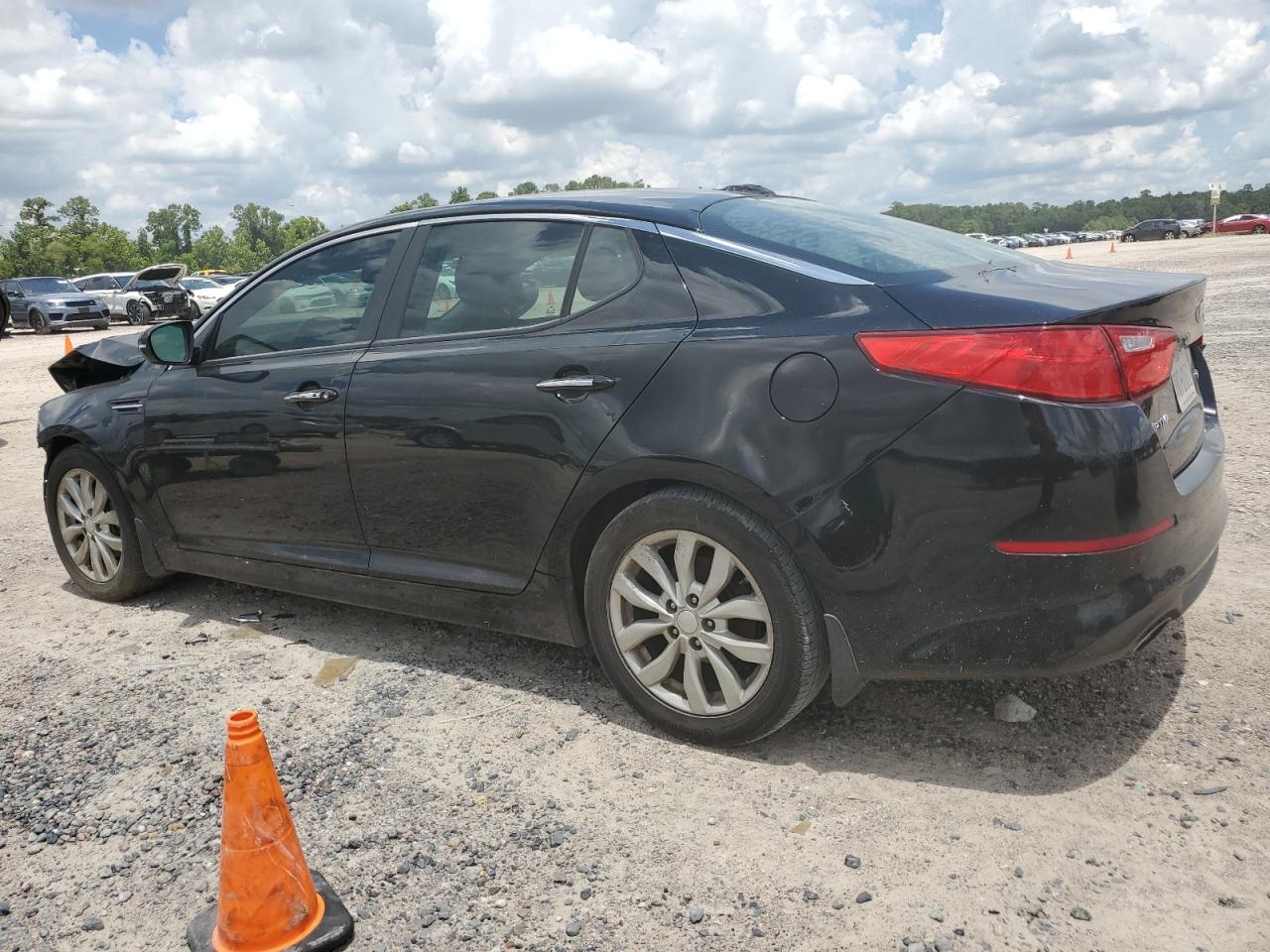 5XXGN4A71FG511209 2015 KIA OPTIMA - Image 2