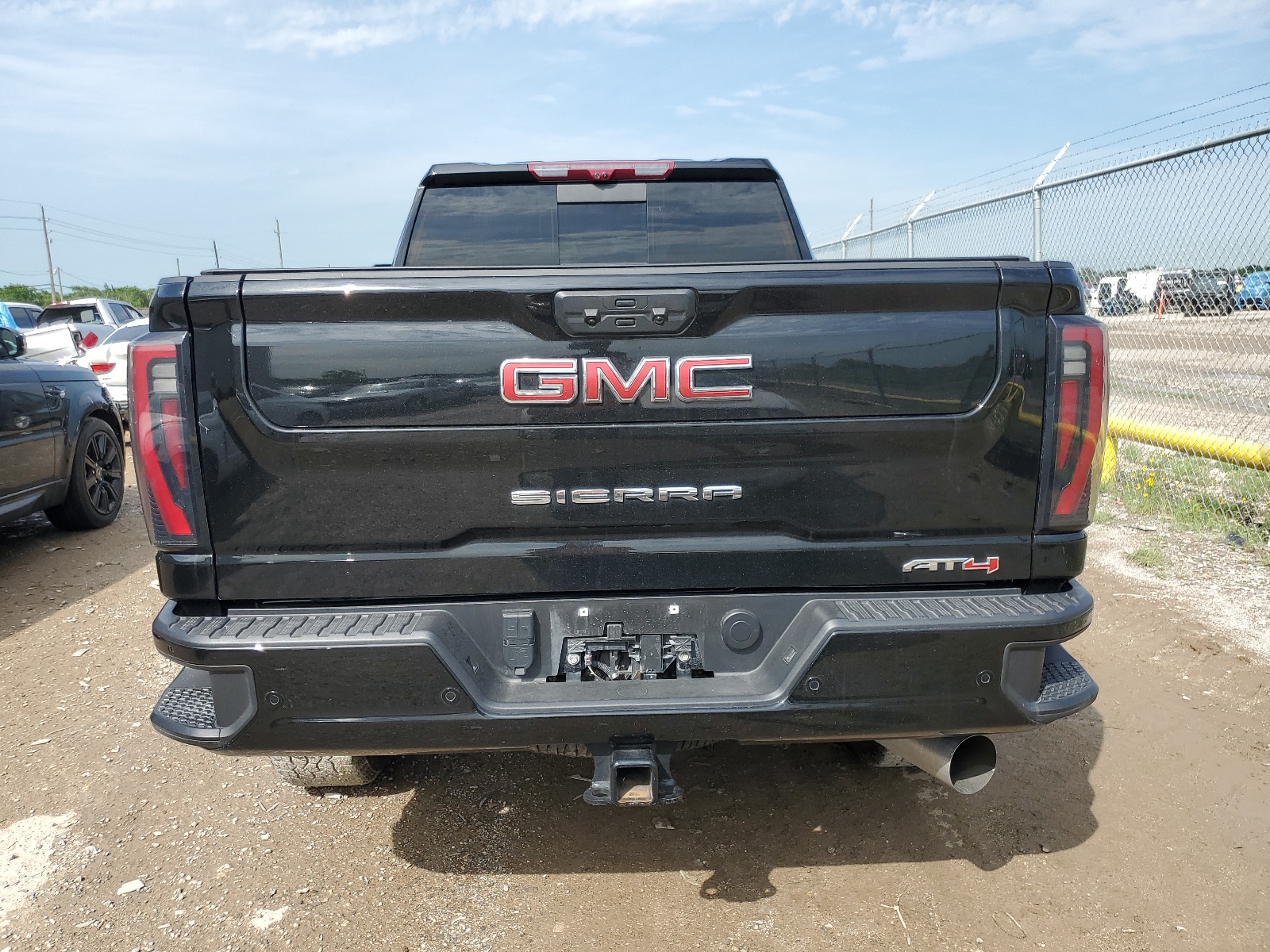 1GT49PEY9RF210623 2024 GMC Sierra K2500 At4
