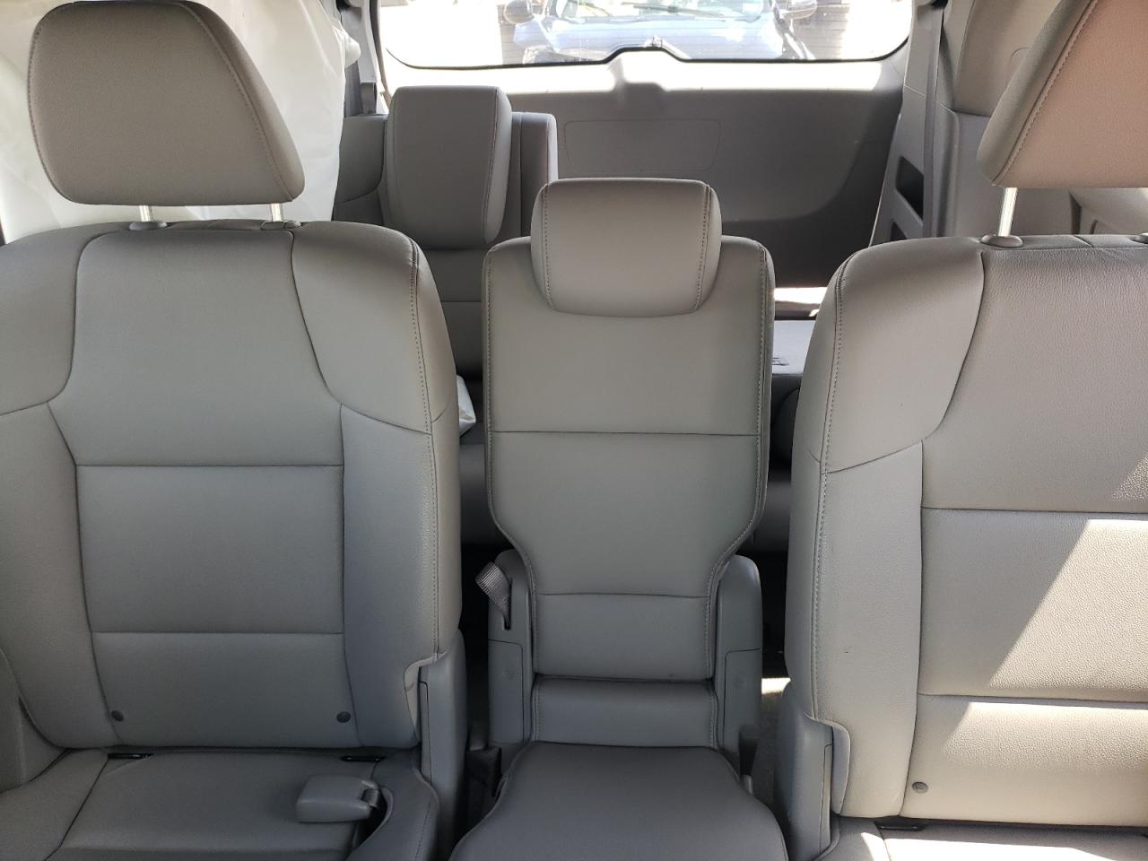 5FNRL5H67GB128090 2016 Honda Odyssey Exl